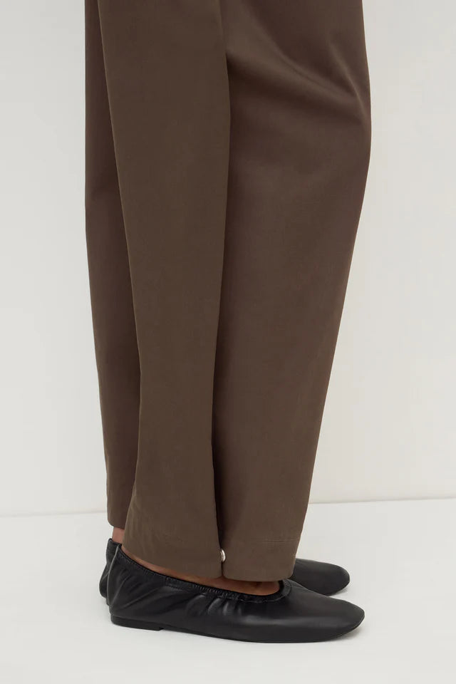 Jasmine Cotton Adjustable Barrel Leg Pant Military