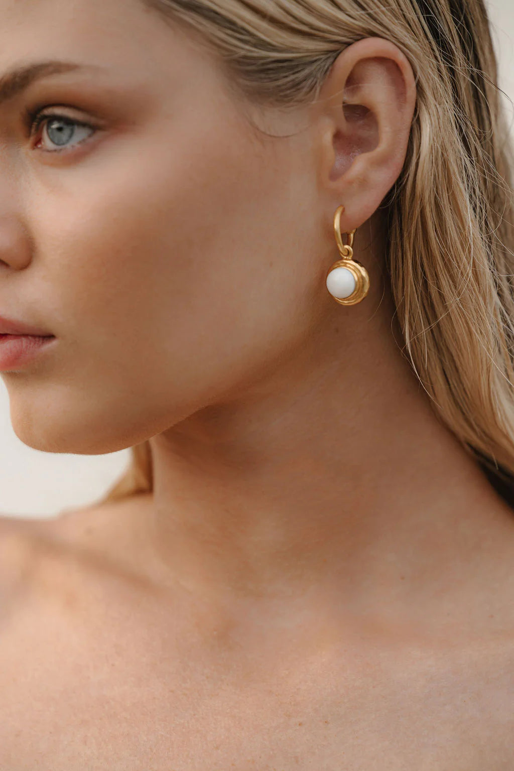 Kameo Earrings Crystal