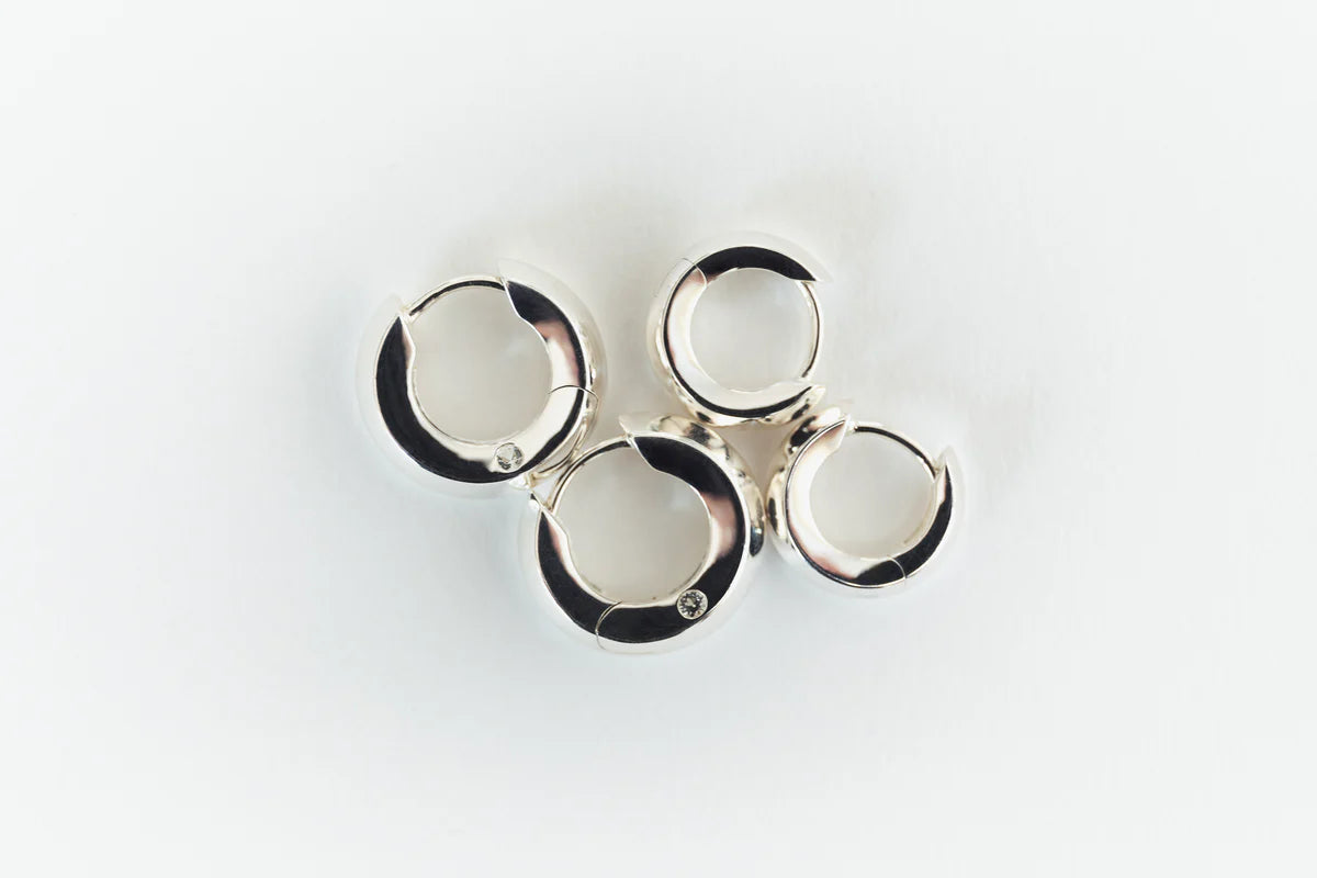 Low Beam Hoops Small Silver