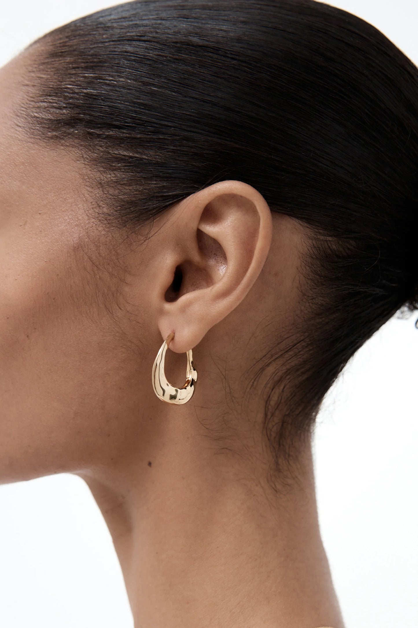 Daija Hoop Medium Gold