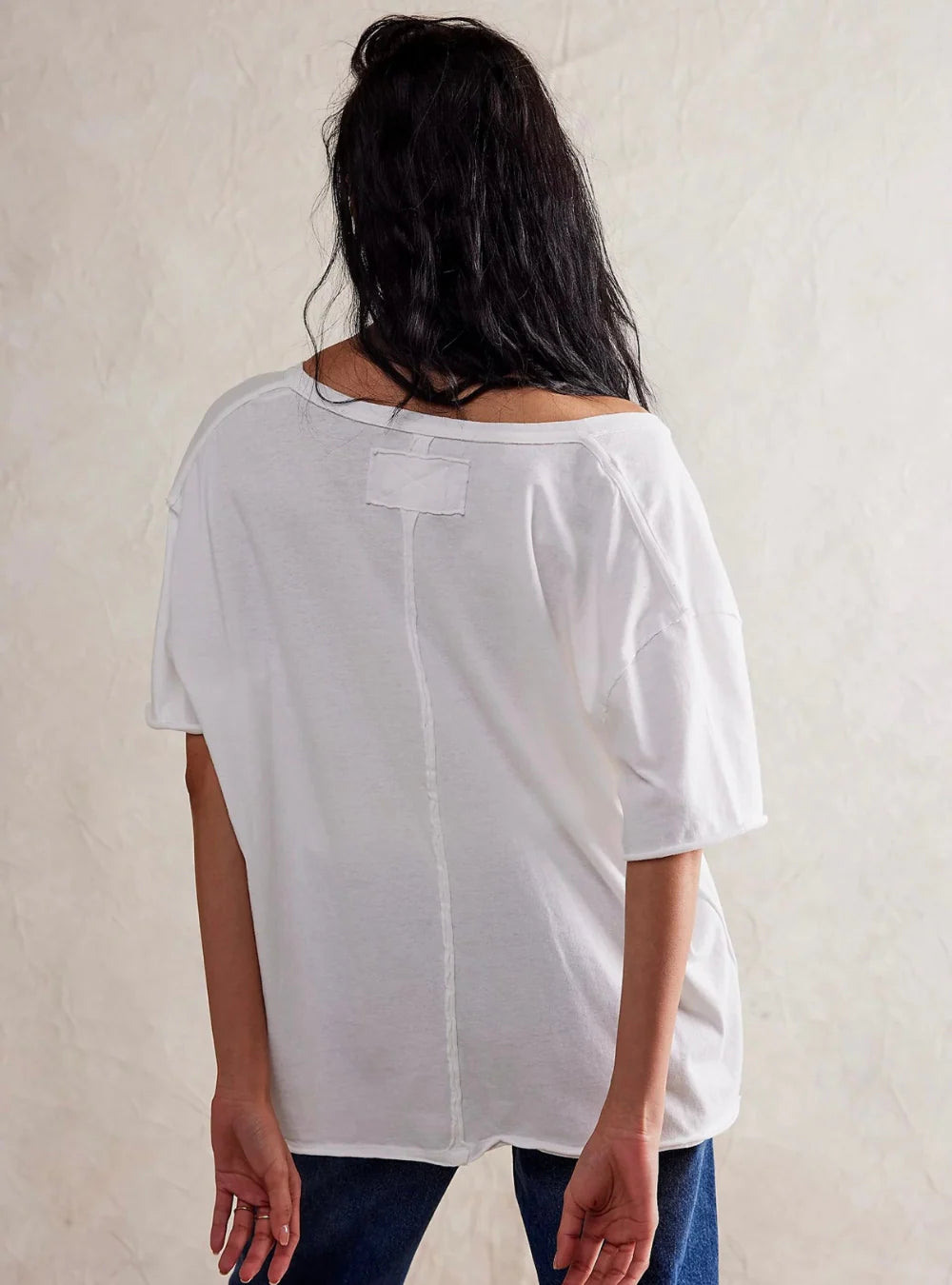 Nina V Neck Tee Ivory