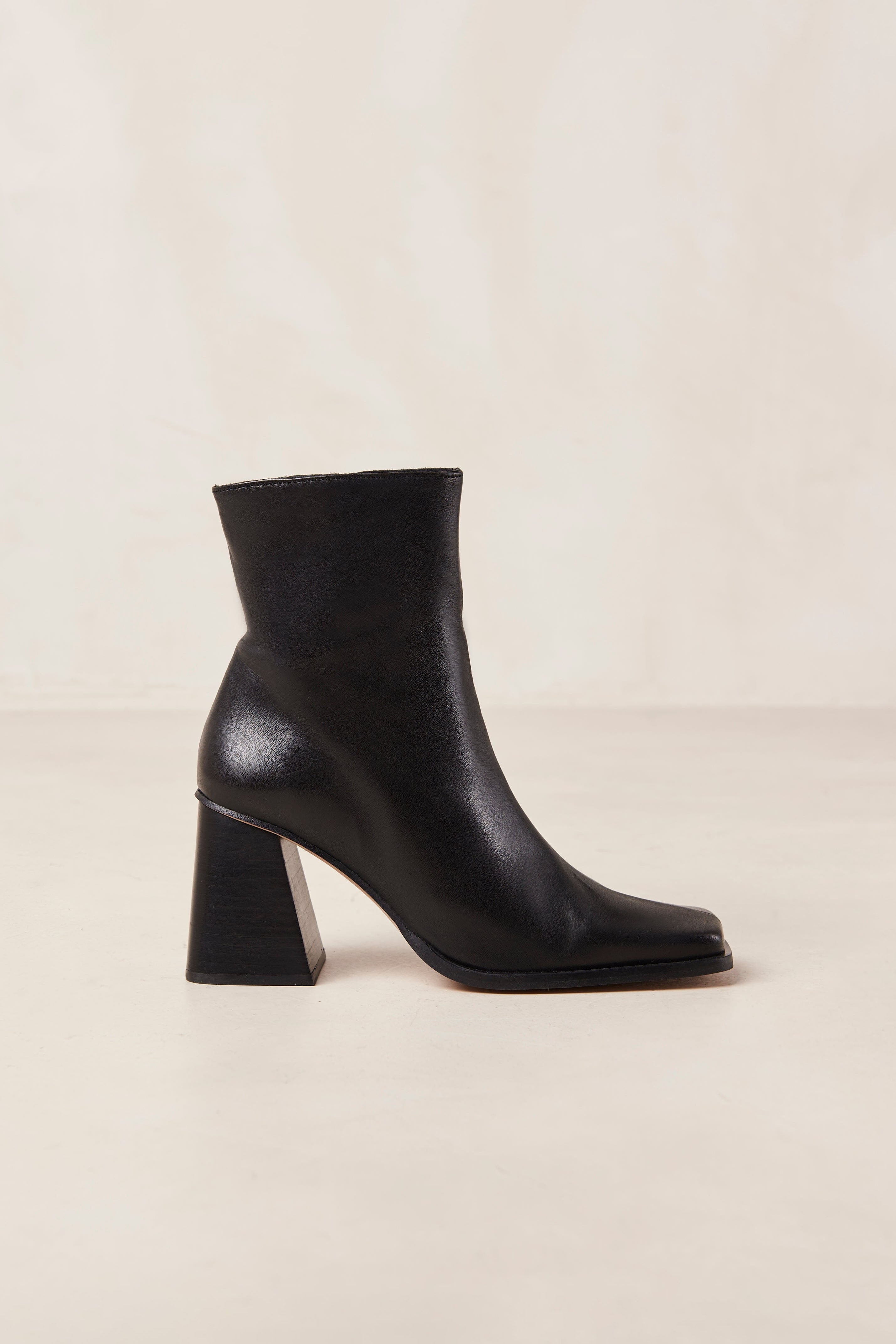 Alohas South Boots Black Laneway Boutique