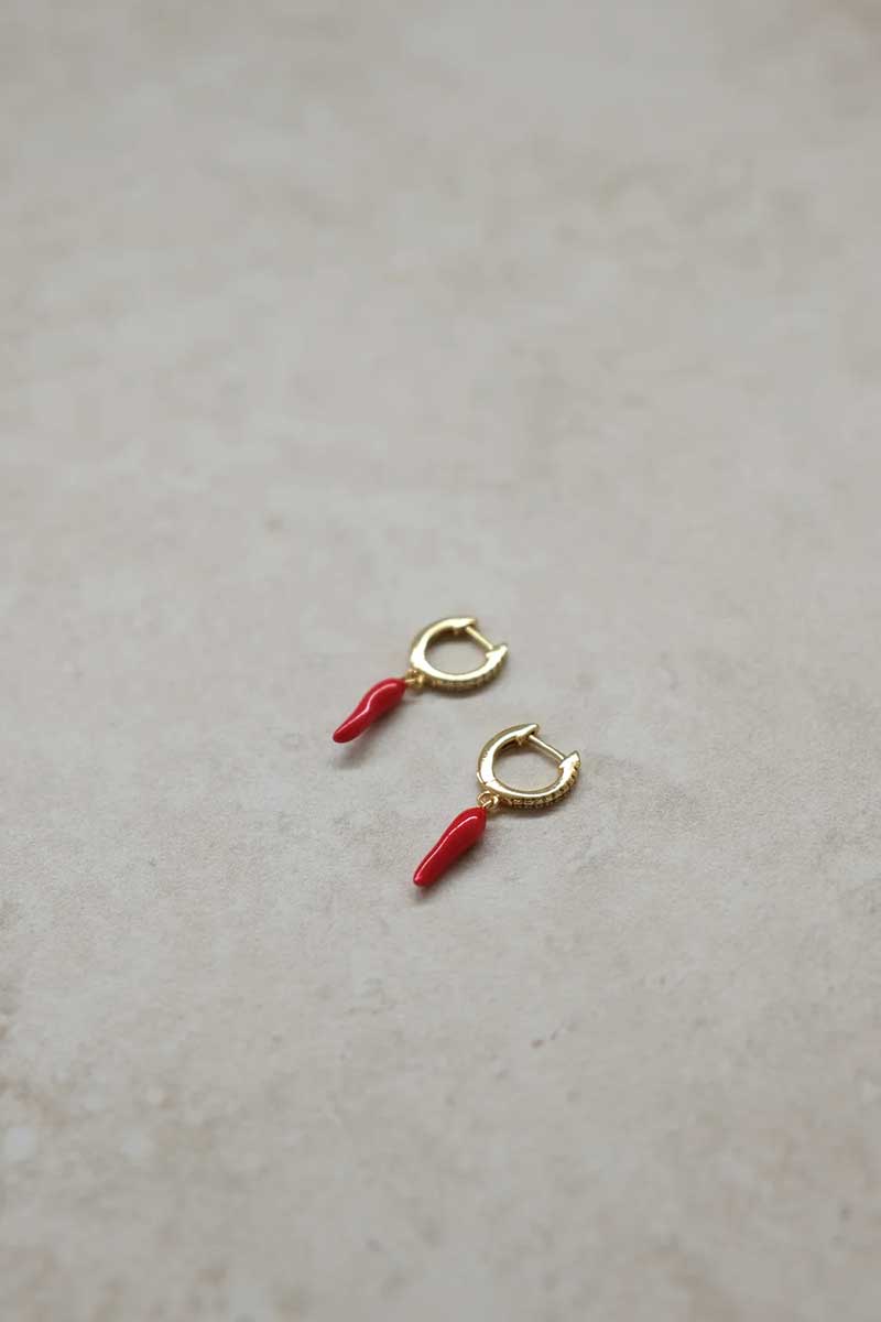 Mini Chilli Earrings Gold