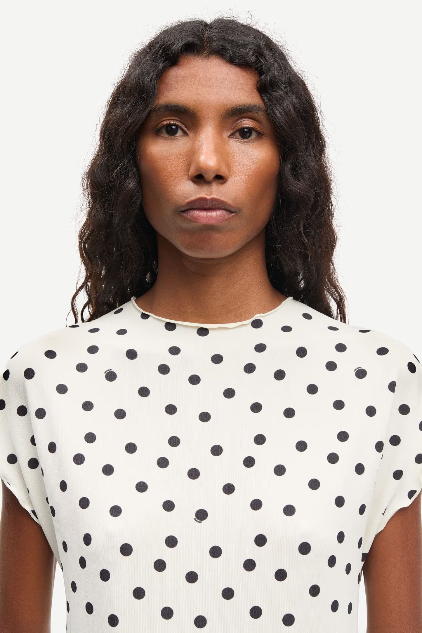 Saumi top Drifting Dots Egret