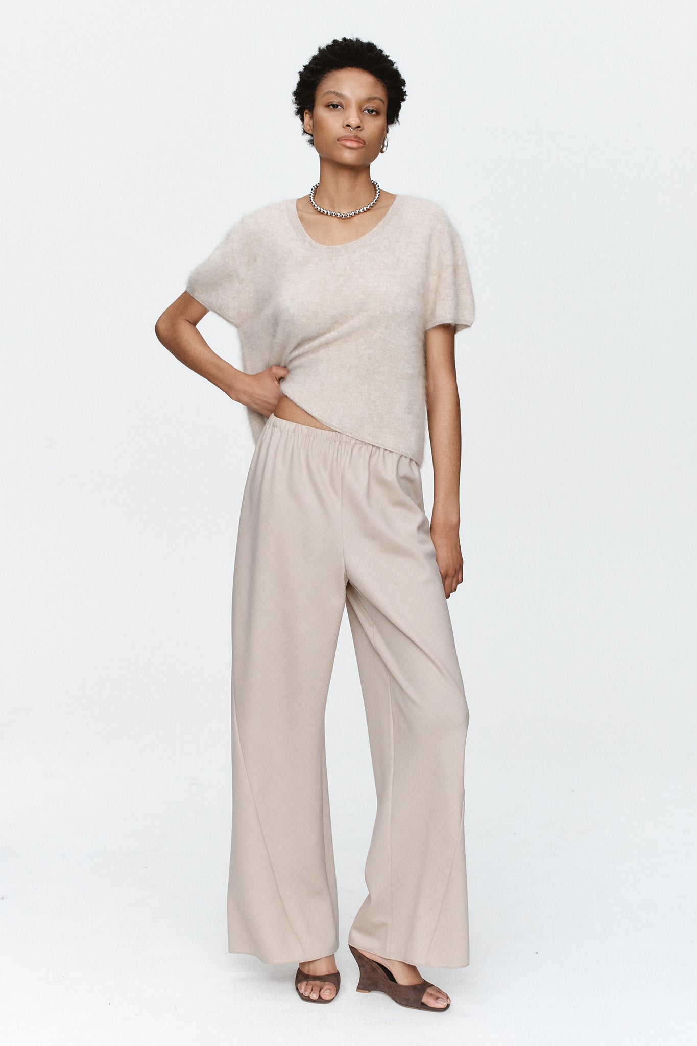 Alicia Pant Sesame