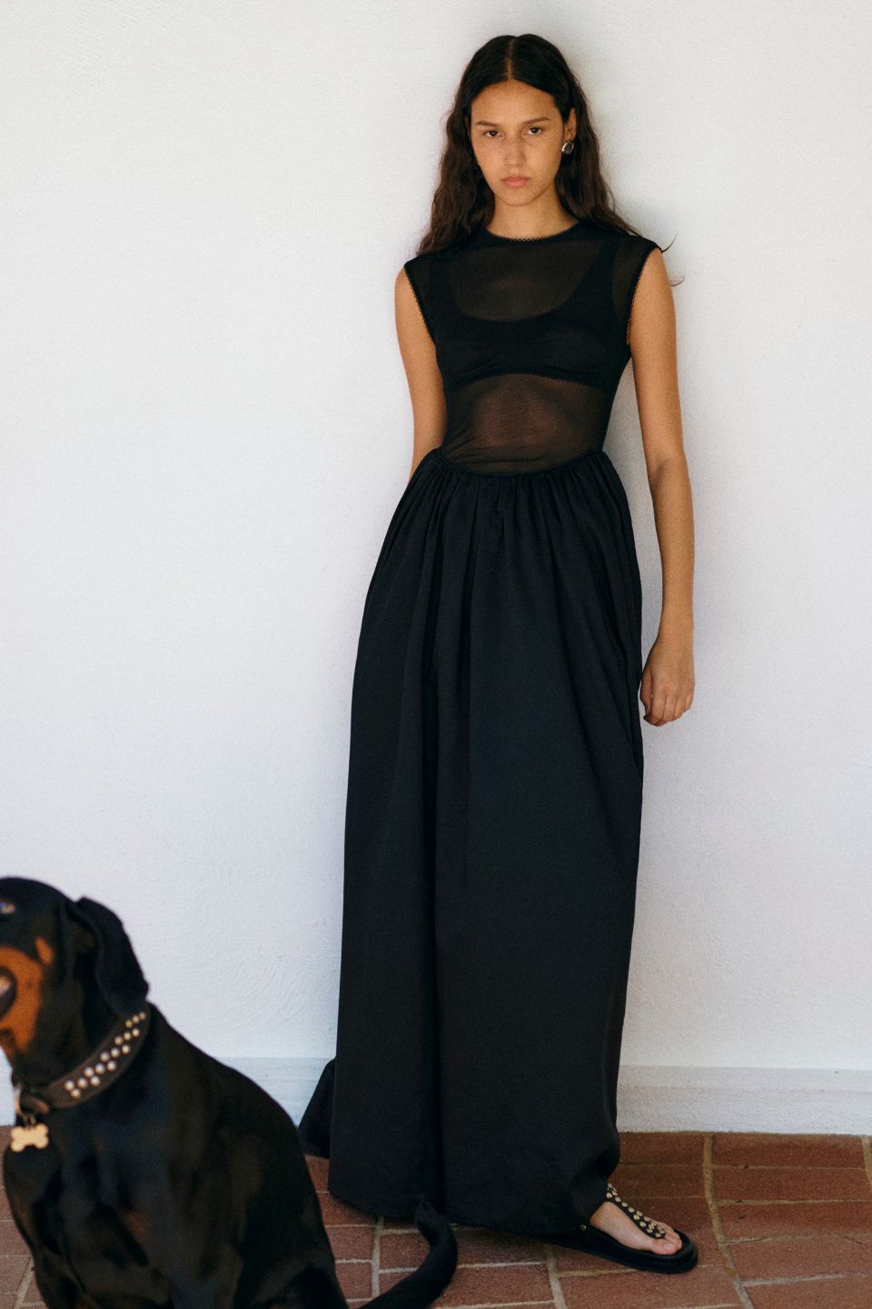 Anya Gown Black