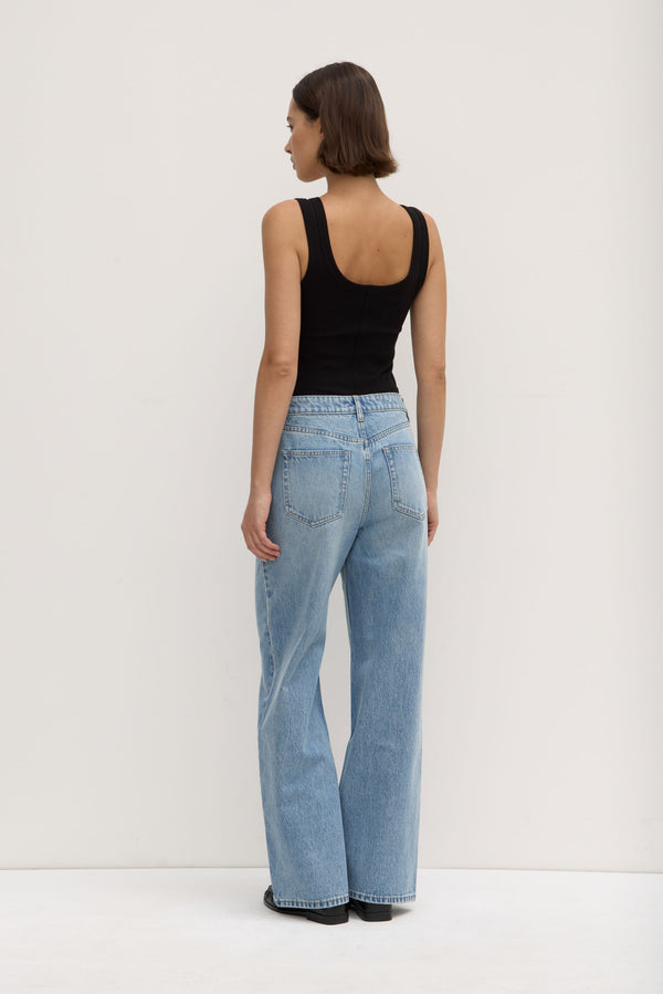 Womens Relaxed Jean Indigo Fade