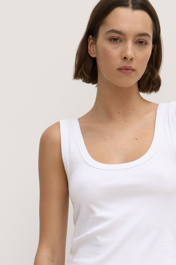 Paulina Scoop Tank White