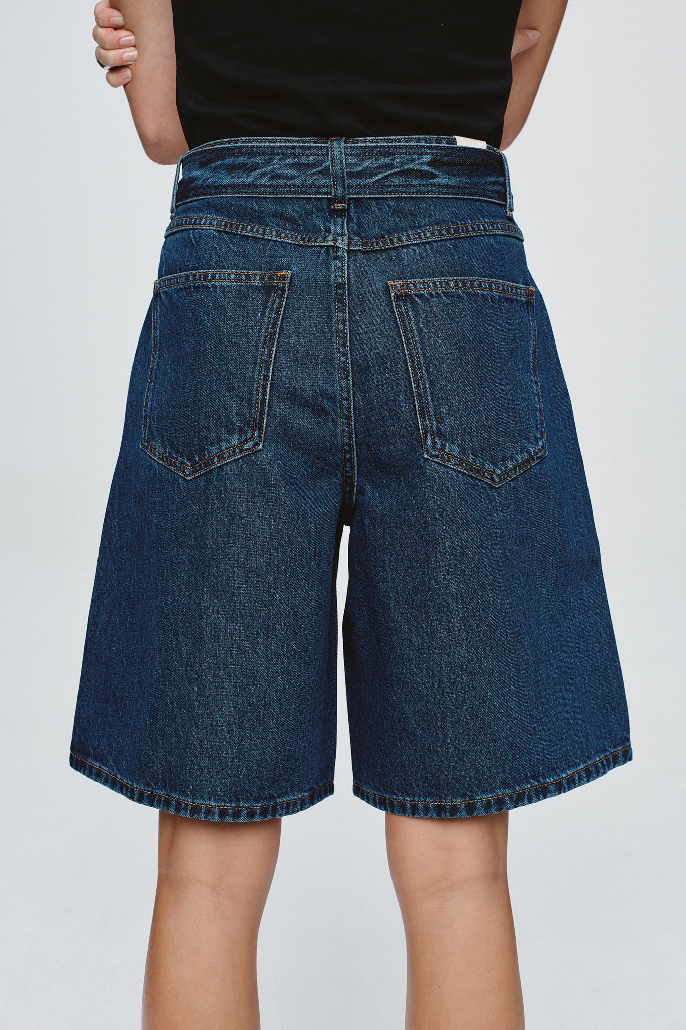 Belted Jean Short Classic Blue