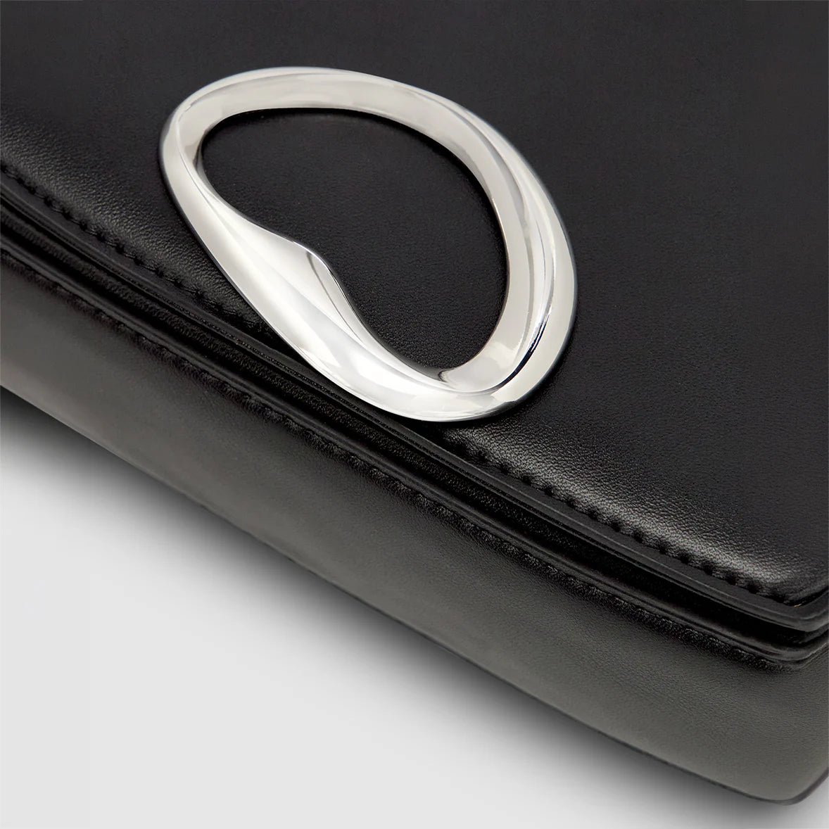 Eden Crossbody Black