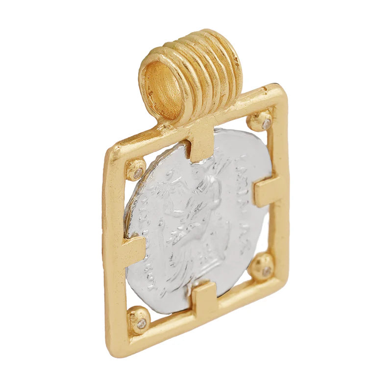 Sella Pendant with Cubic Zirconia Gold