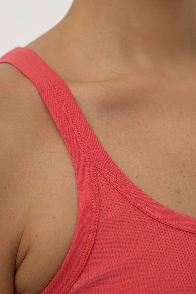 Charlie Rib Tank Washed Chilli