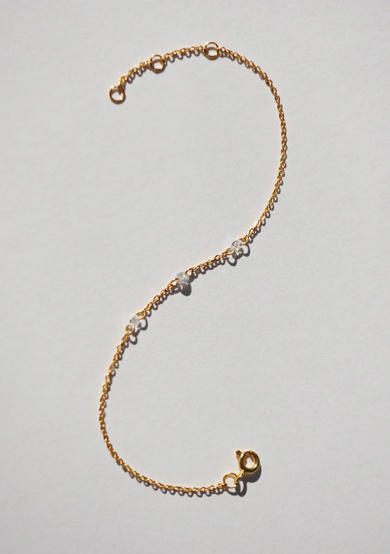 Floating Stone Bracelet Gold