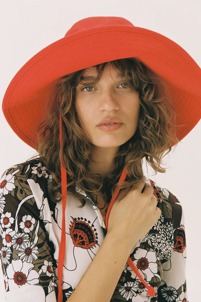 Holiday Bucket Flame