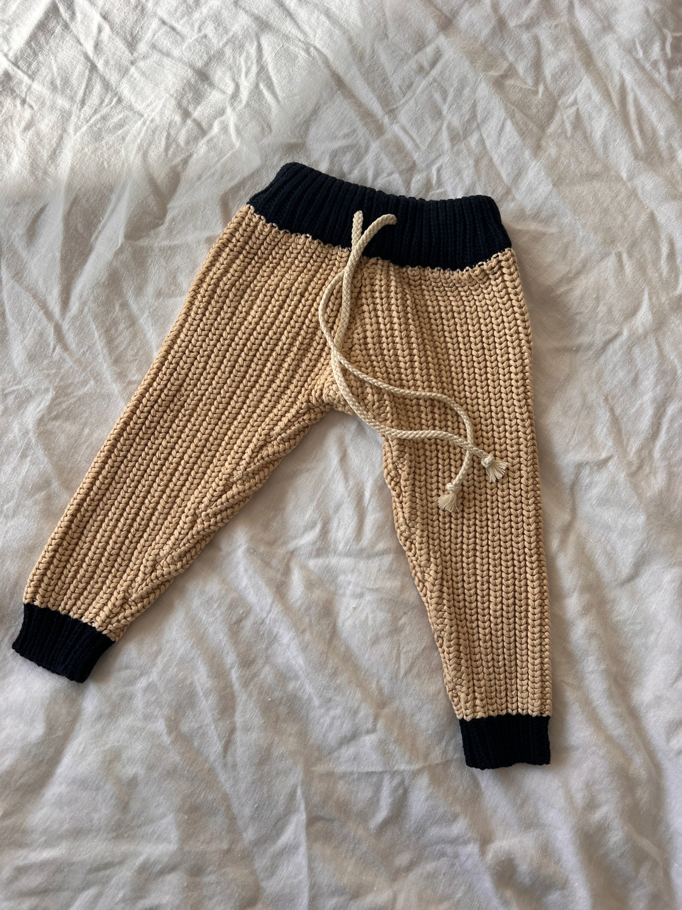 Contrast Chunky Knit Pants Beige Navy