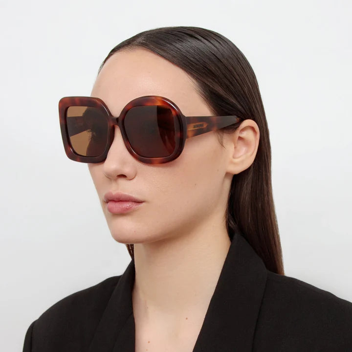 Jacquemus Carre Rond Sunglasses Tortoise