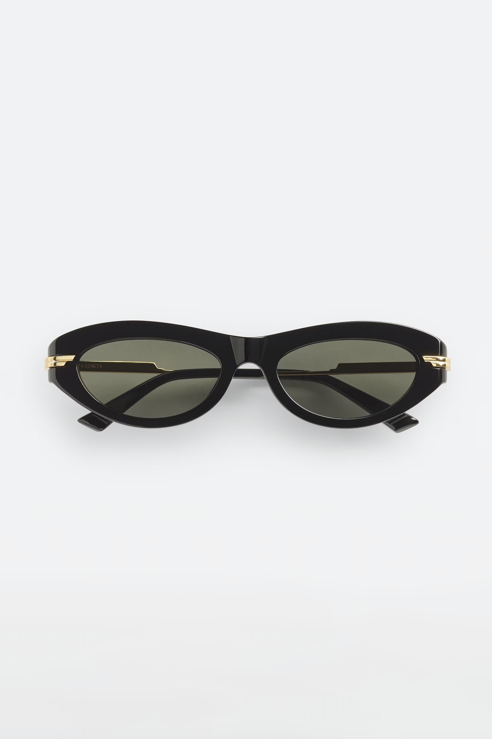 Bottega Veneta Classic Cat Eye Sunglasses Black BV1368S001