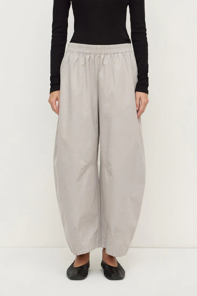 Lola Barrel Pant Cement