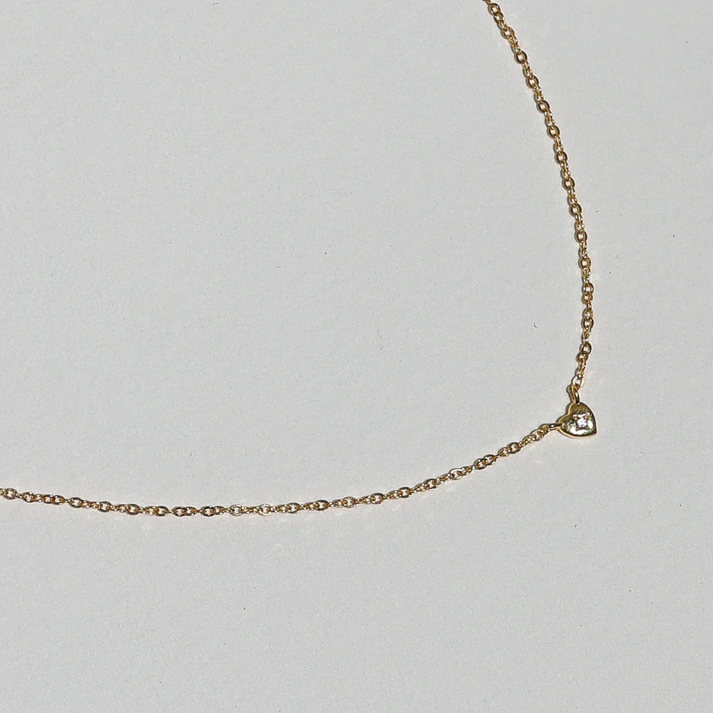 Mini Heart Necklace Gold