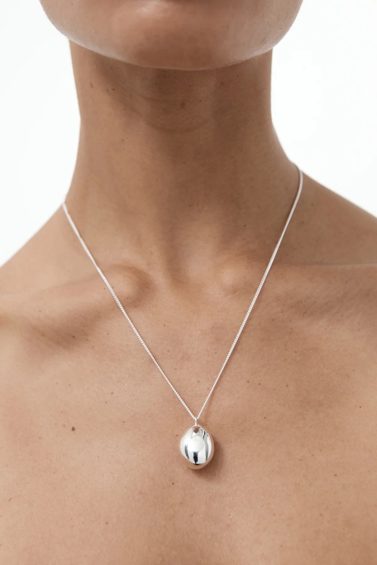 Nina Gordon Drop Necklace Silver