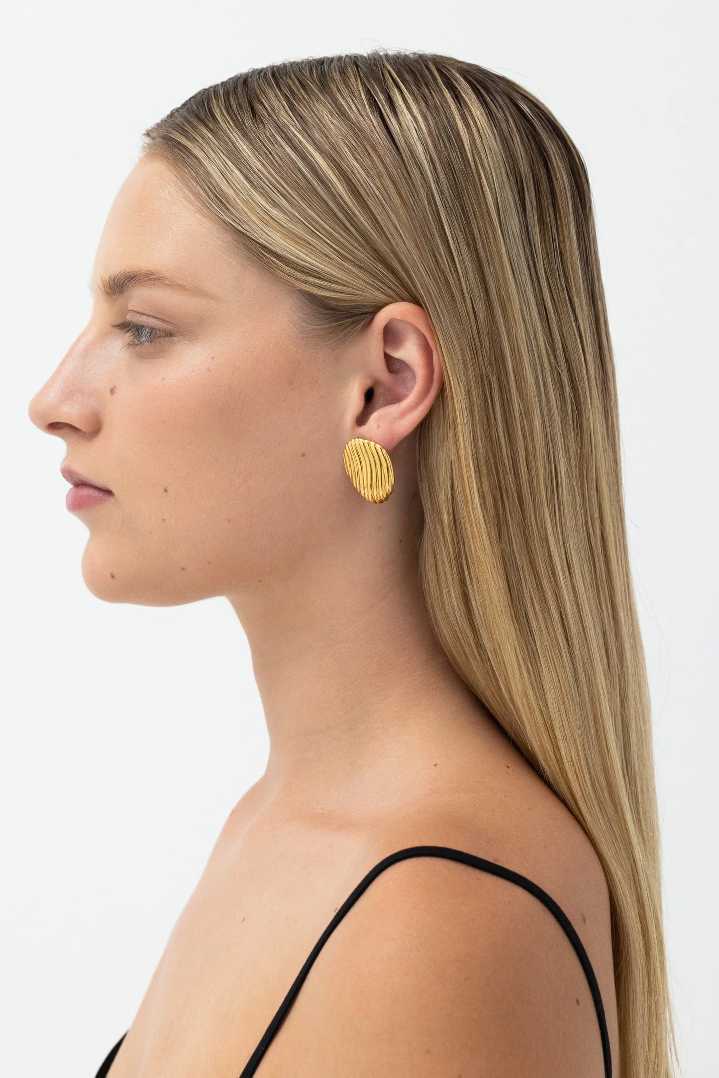 Paloma Dome Earrings Small Gold