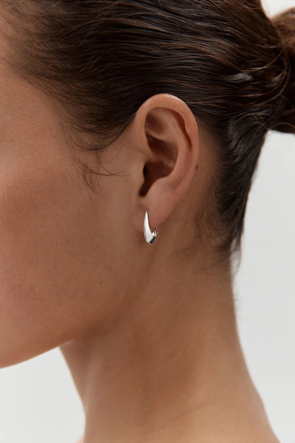 Nina Gordon Saucer Mini Hoops Silver