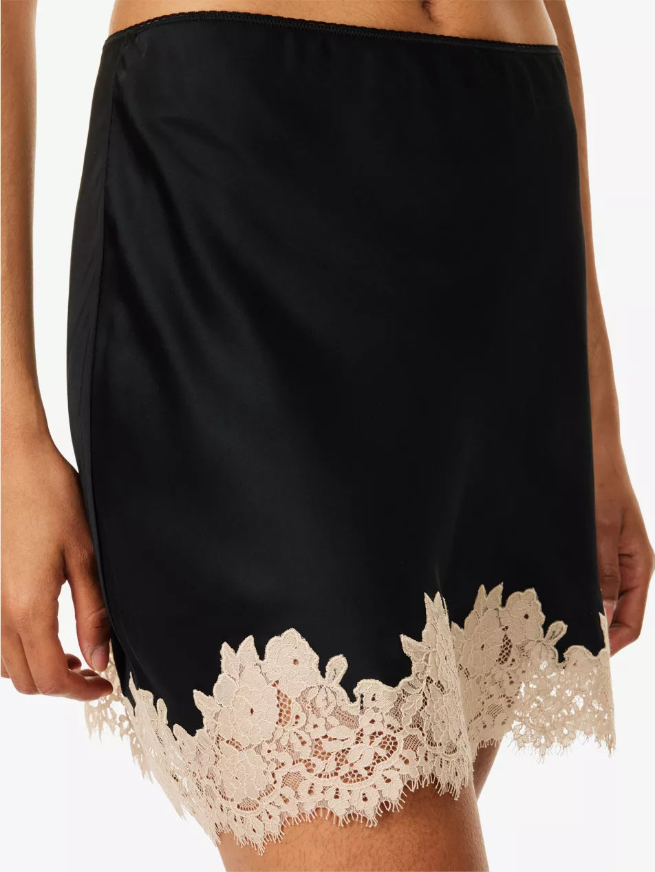 Ariah Skirt Black