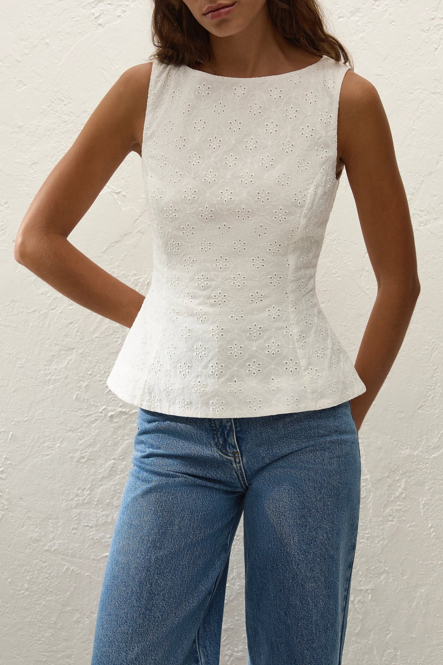 Olivia Top Valentina Broderie White
