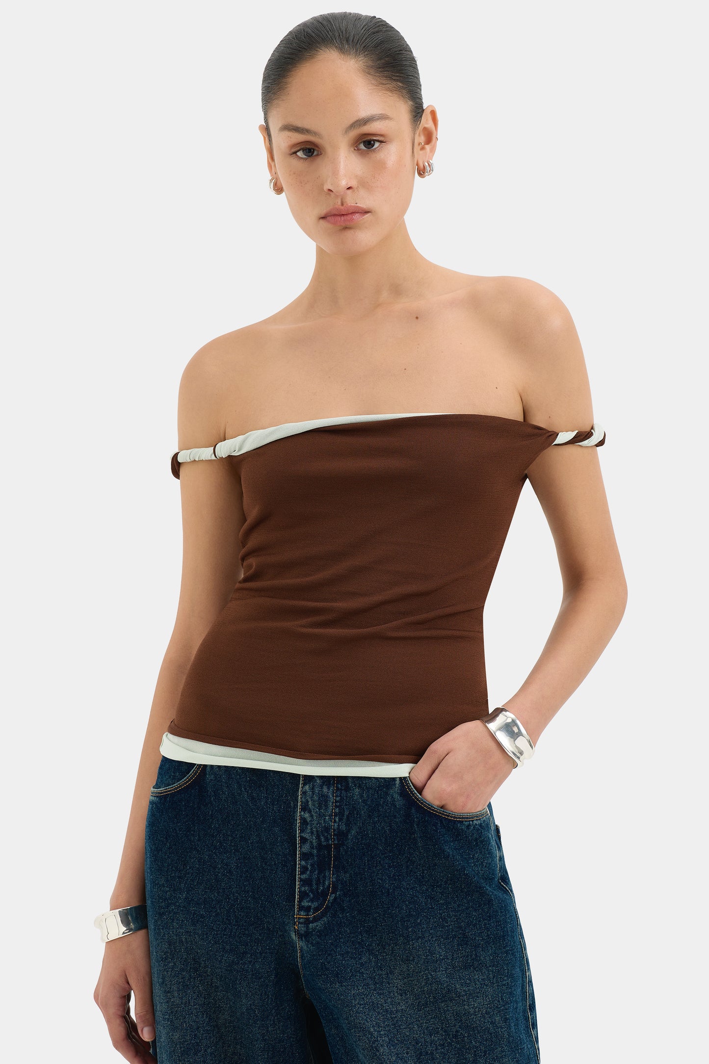 Elia Off Shoulder Twist Top Chocolate