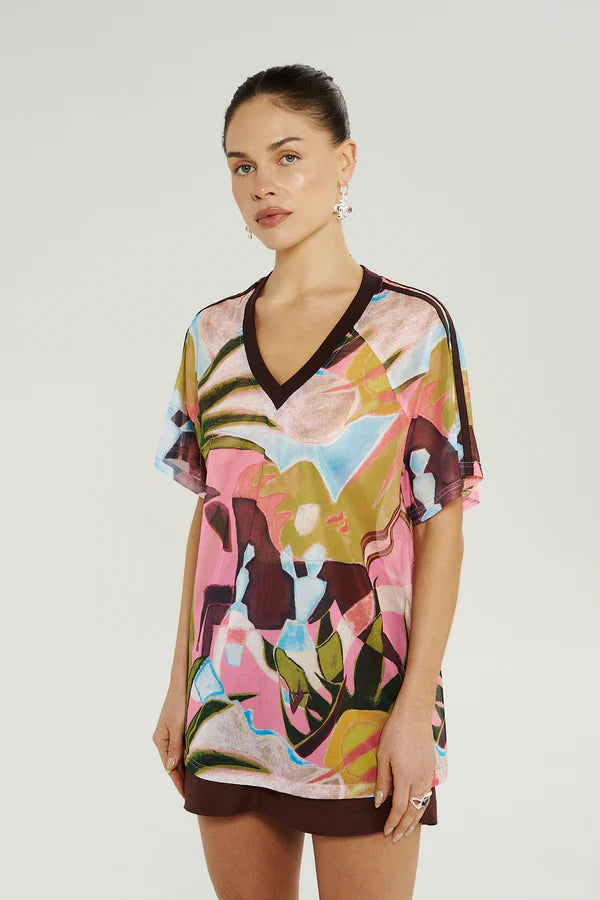 V Neck Mesh Tee Wonderland