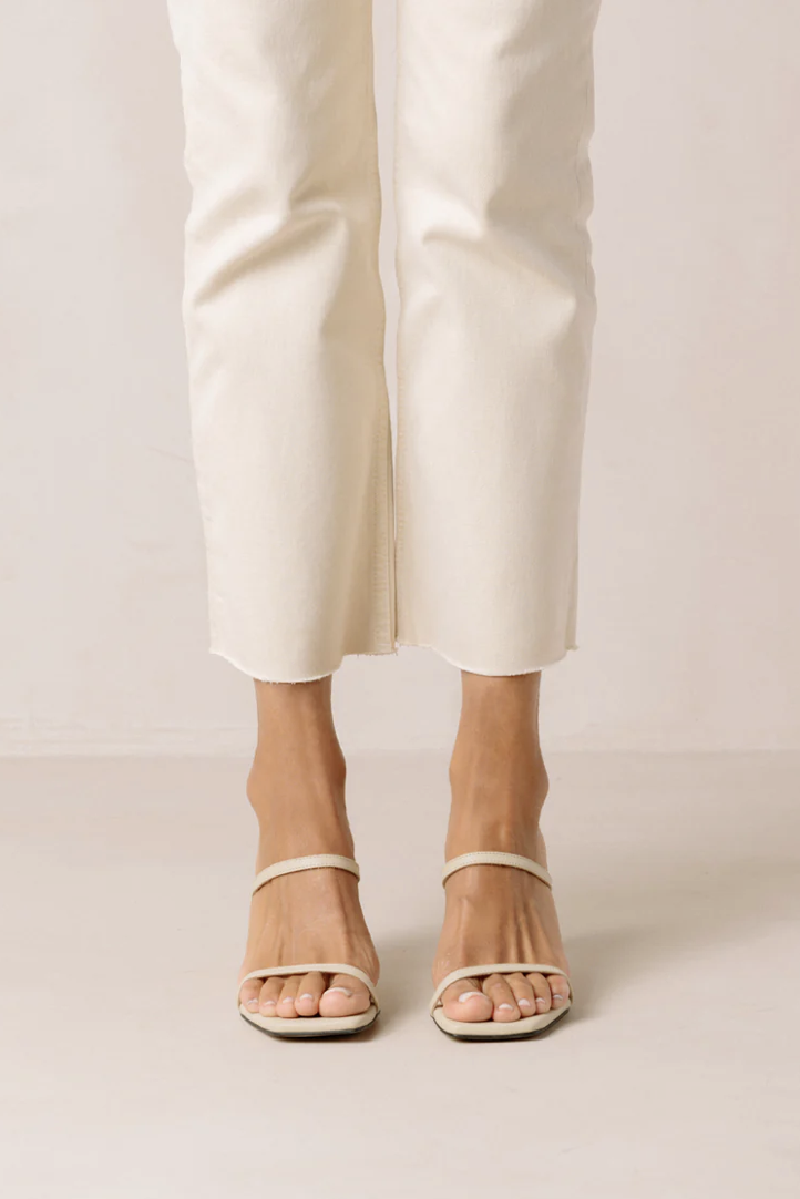 Cannes Leather Sandals Beige