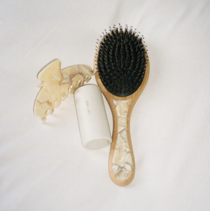 Flat Brush Chantilly