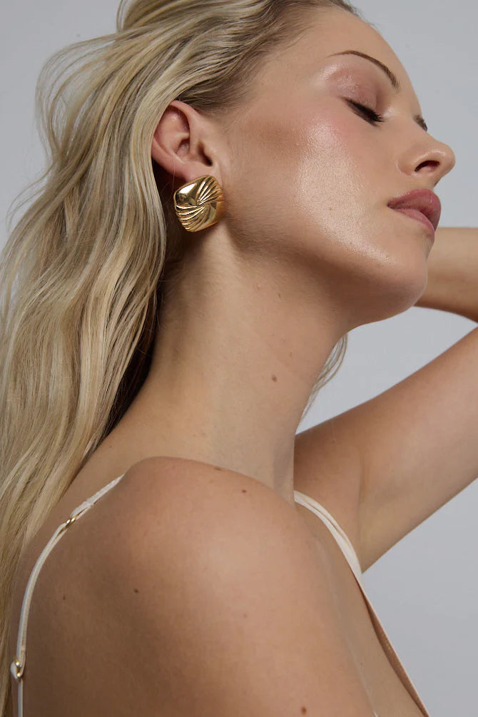 Tabi Gold Earrings