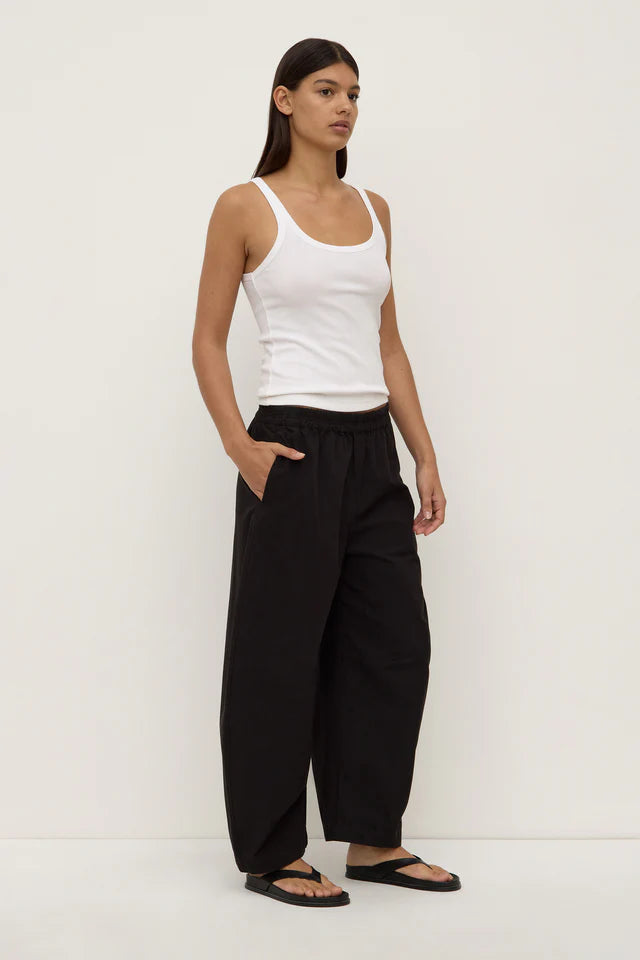 Lola Barrel Pant Black