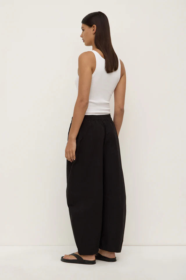 Lola Barrel Pant Black