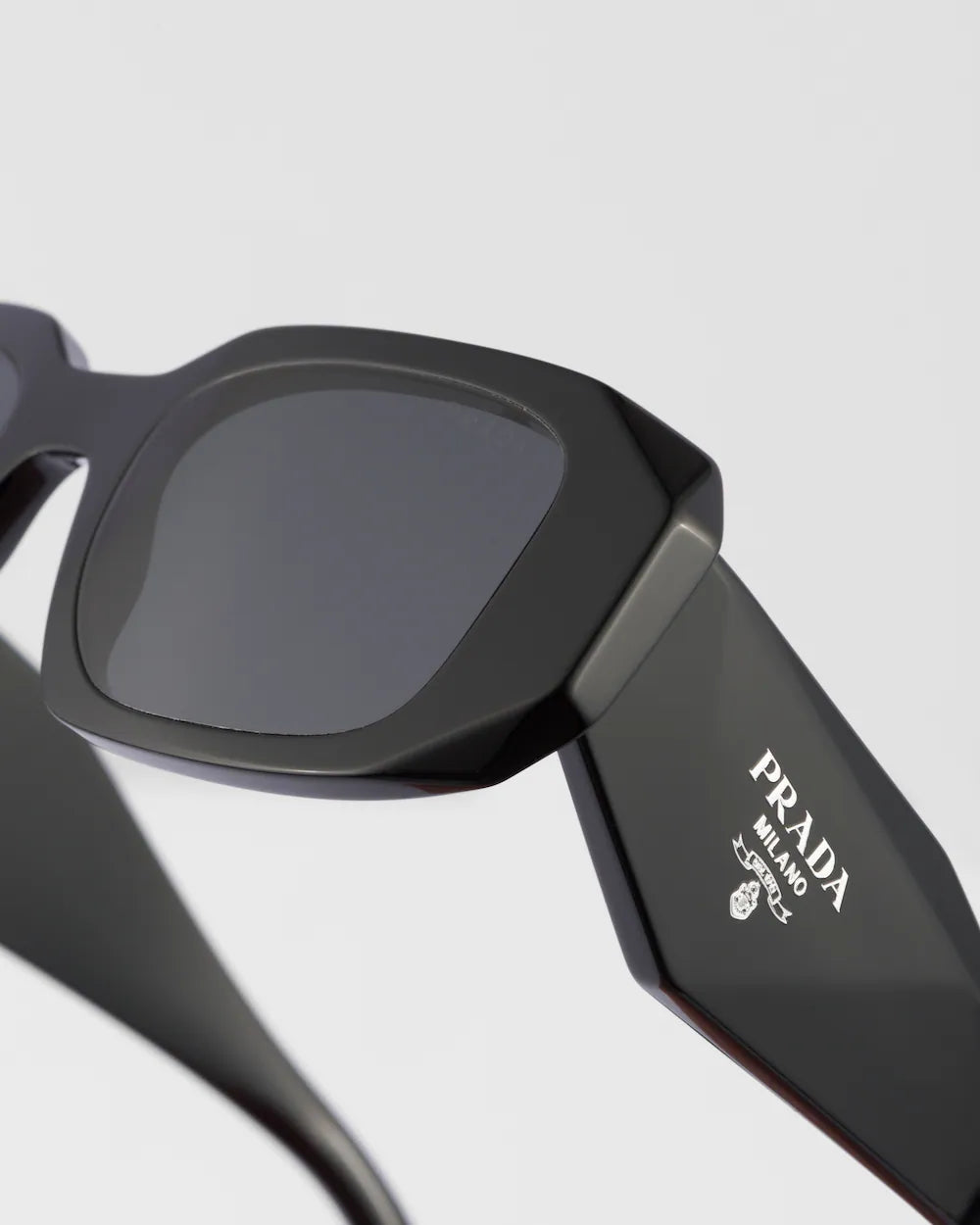 Prada Scultoreo Sunglasses Black 0PR 17WS