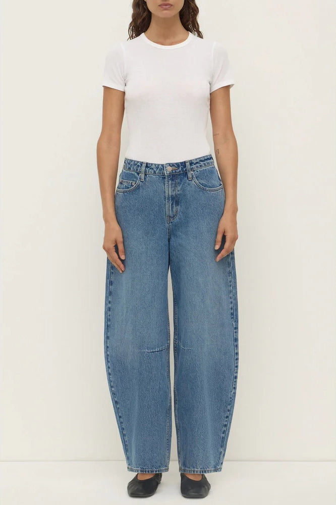 Gcc Assembly Labels Assembly Label High Rise Barrel Jean Classic Blue - Laneway Boutique