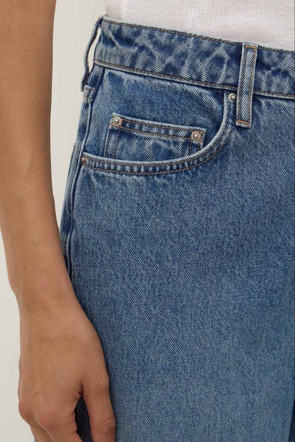 High Rise Barrel Jean Classic Blue