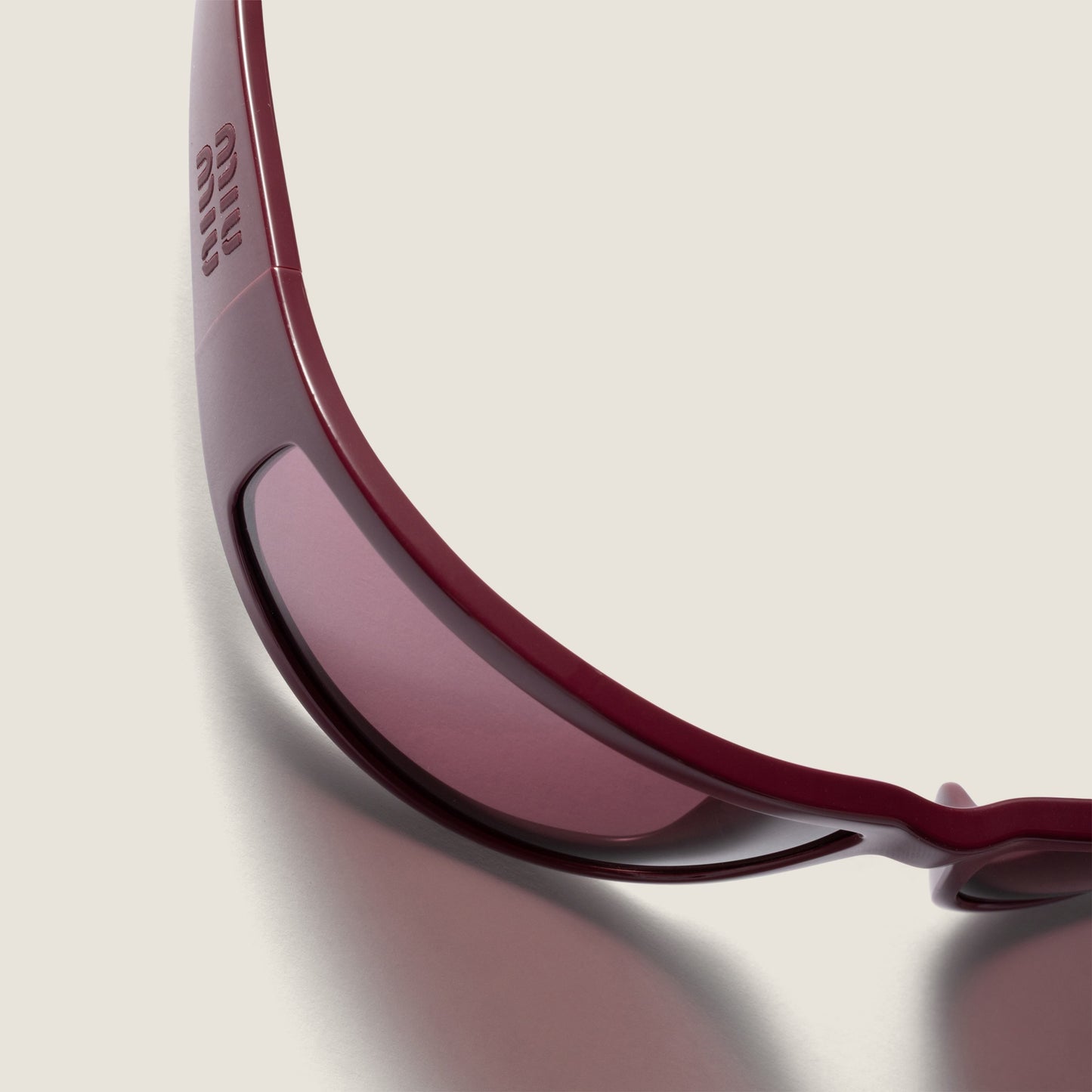 Miu Miu 0MU C06SU Sunglasses Marsala Red