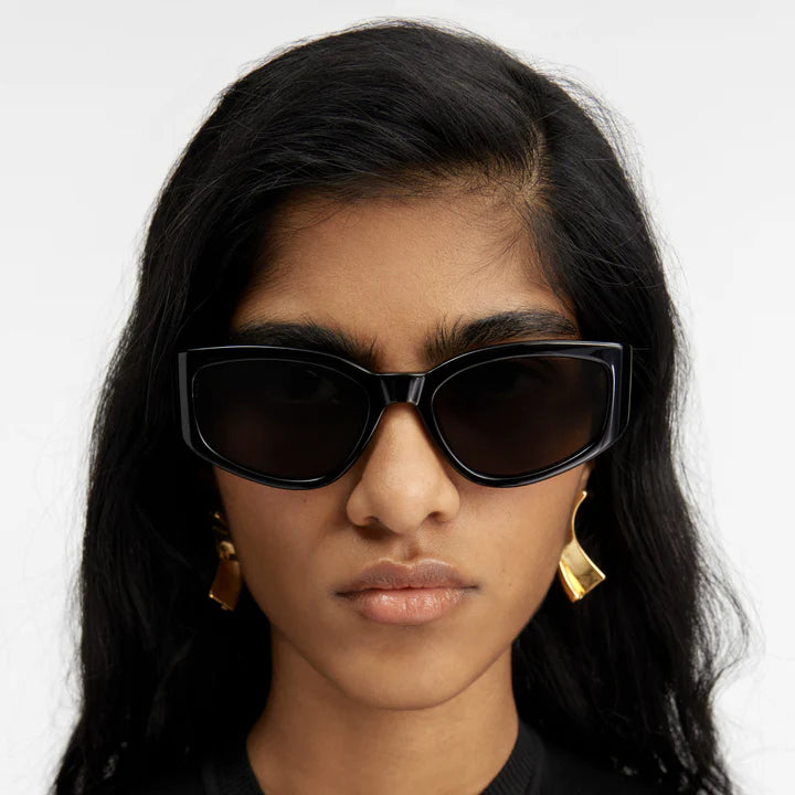 Jacquemus The Gala sunglasses Black - Laneway Boutique Jacquemus The Gala sunglasses Black - Laneway Boutique