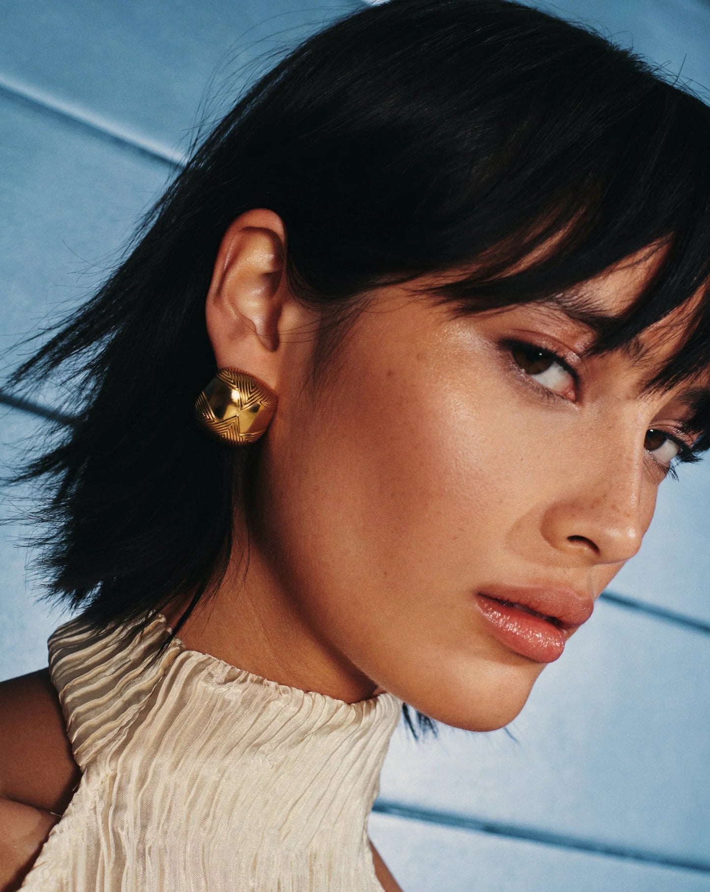 Hera Oversized Dome Ridge Stud Earrings