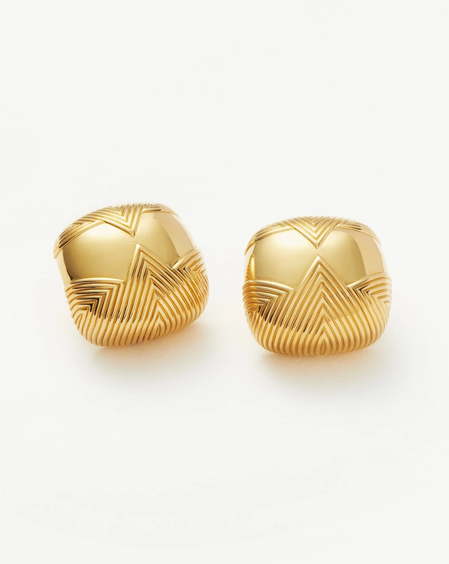 Hera Oversized Dome Ridge Stud Earrings