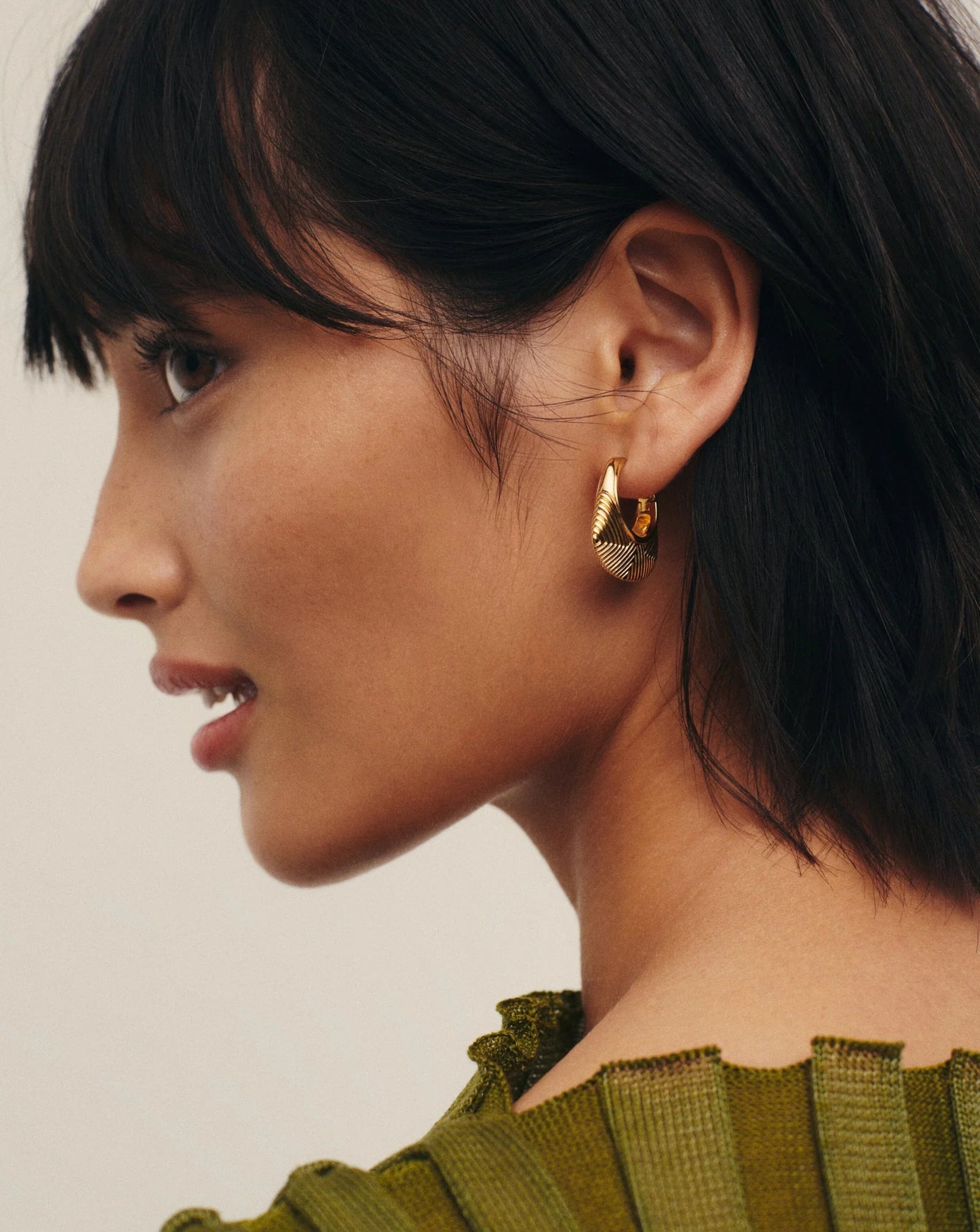 Hera Ridge Hoop Earrings