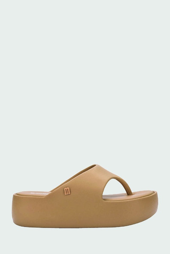 Melissa Free Platform Thong Dark Beige
