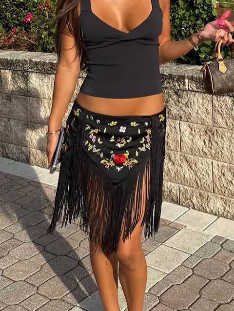 Nii hai Lara Fringe Skirt Black