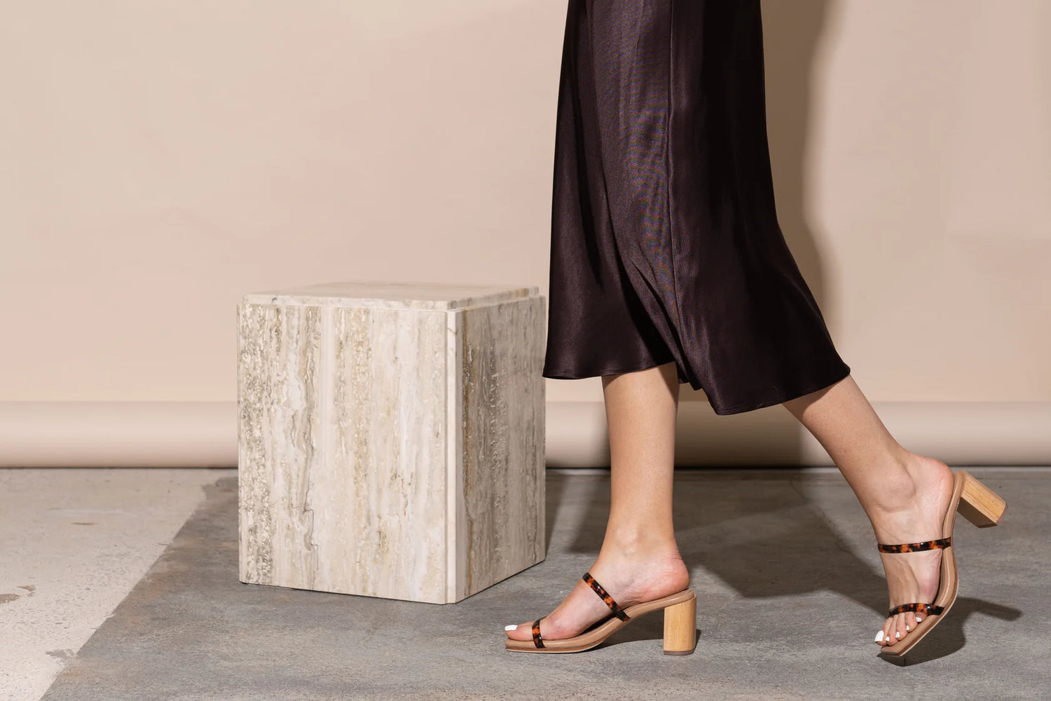 James smith discount sirenuse sandal