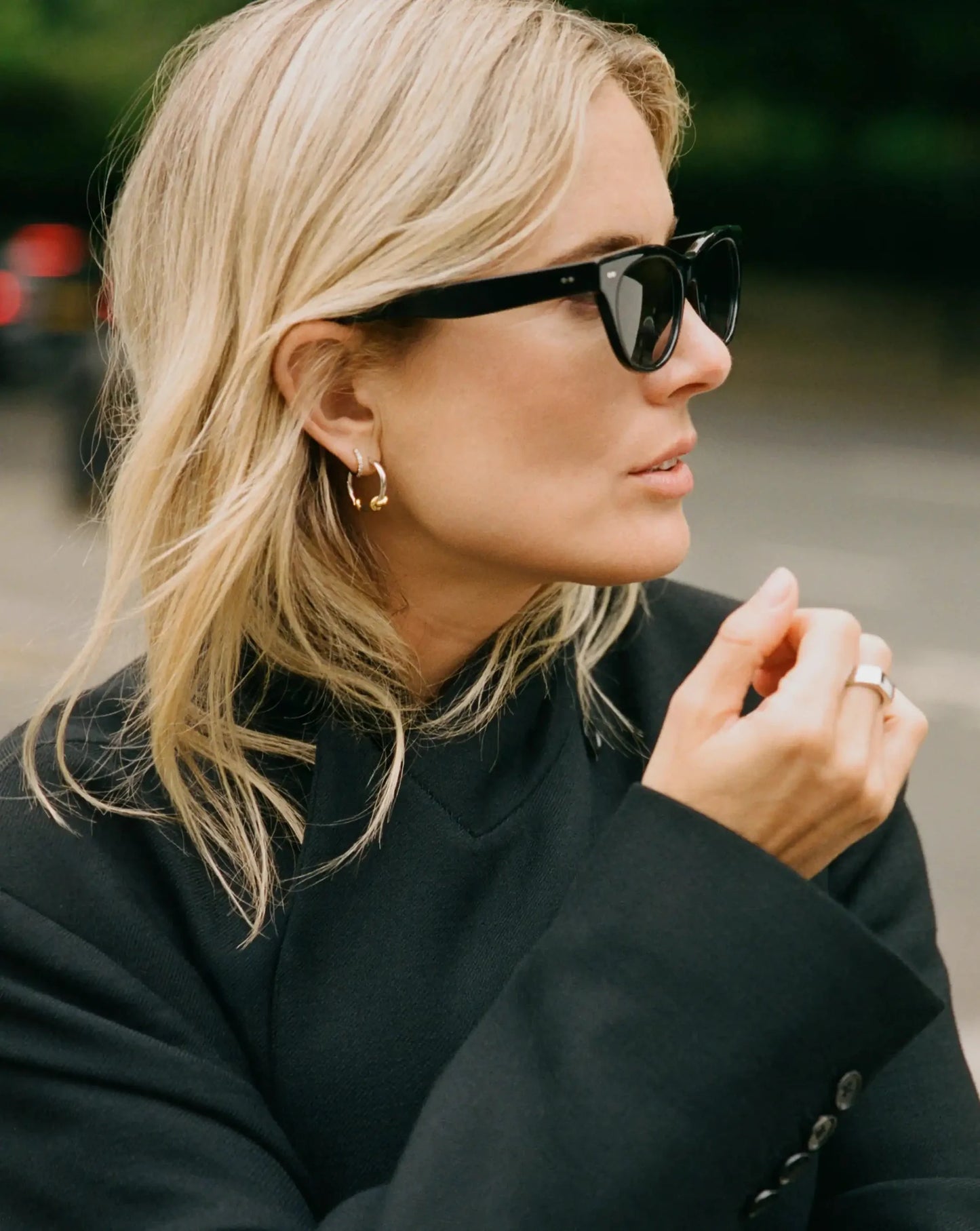 Lucy Williams Knot Small Hoop Earrings Silver