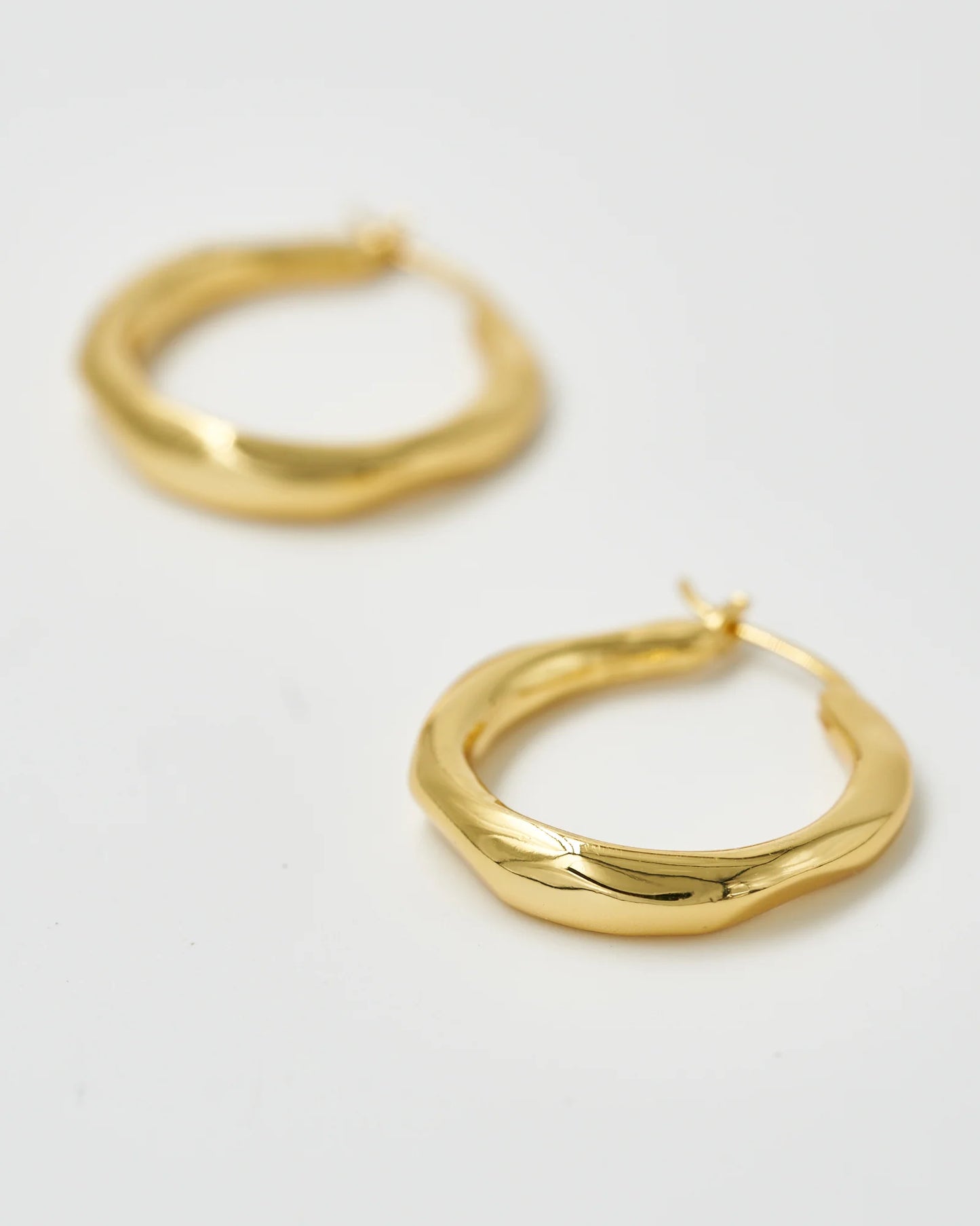 Brie Leon Organica Hoop Earrings Small Gold