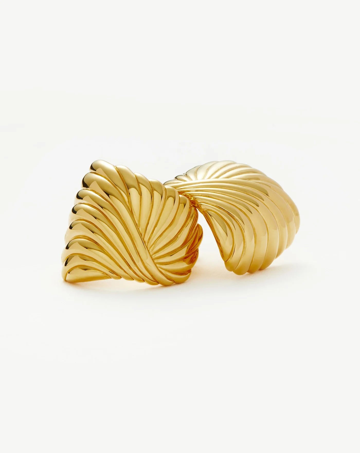 Wavy Ridge Ripple Oversized Stud Earrings