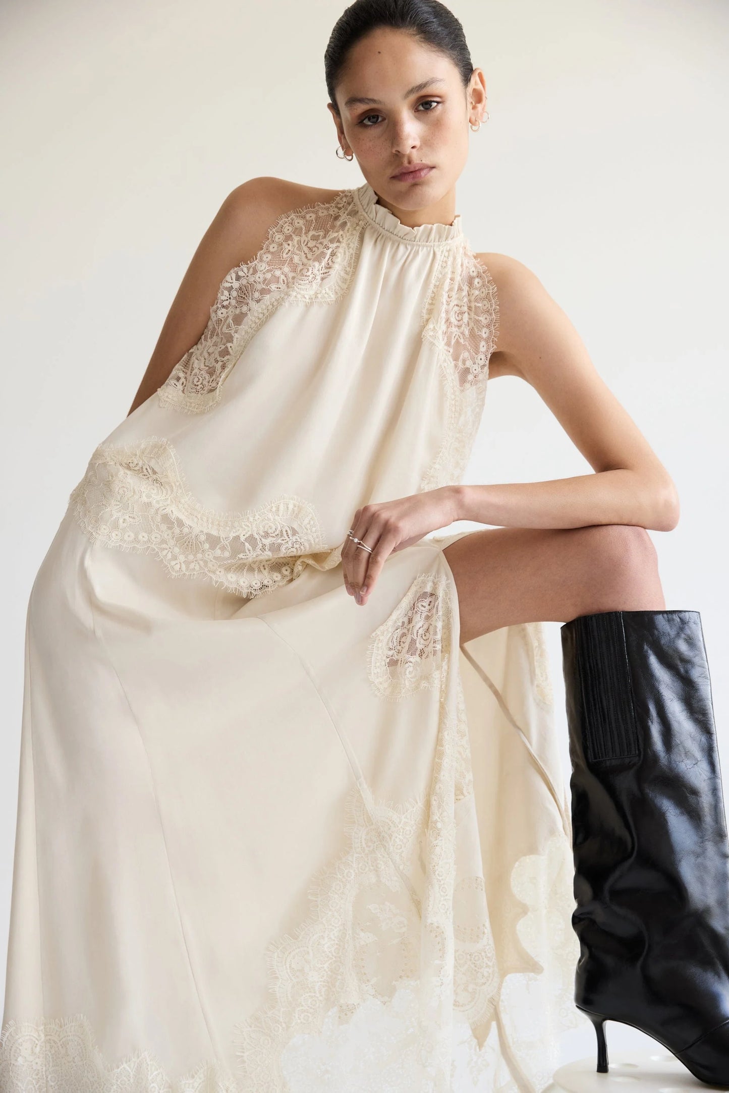 Vision Lace Top Buttercream